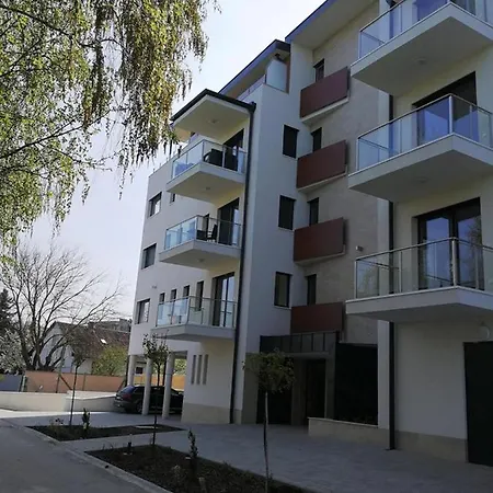 公寓 Szepvolgyi Ii. Apartman